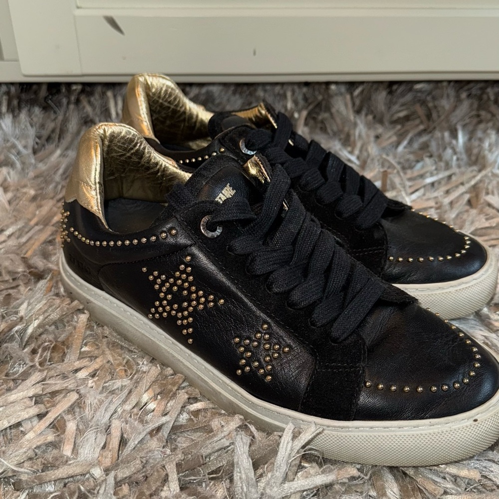 Zadig & Voltaire Black and Gold Sneakers with Star Accents Size 39